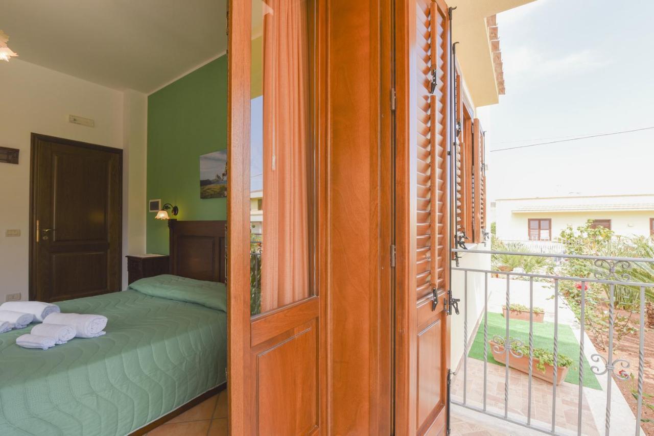 Bed and Breakfast Aurora Кастеллуццо Экстерьер фото