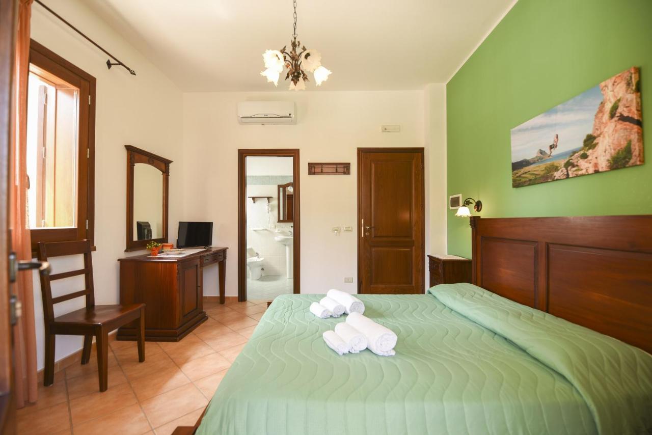 Bed and Breakfast Aurora Кастеллуццо Экстерьер фото