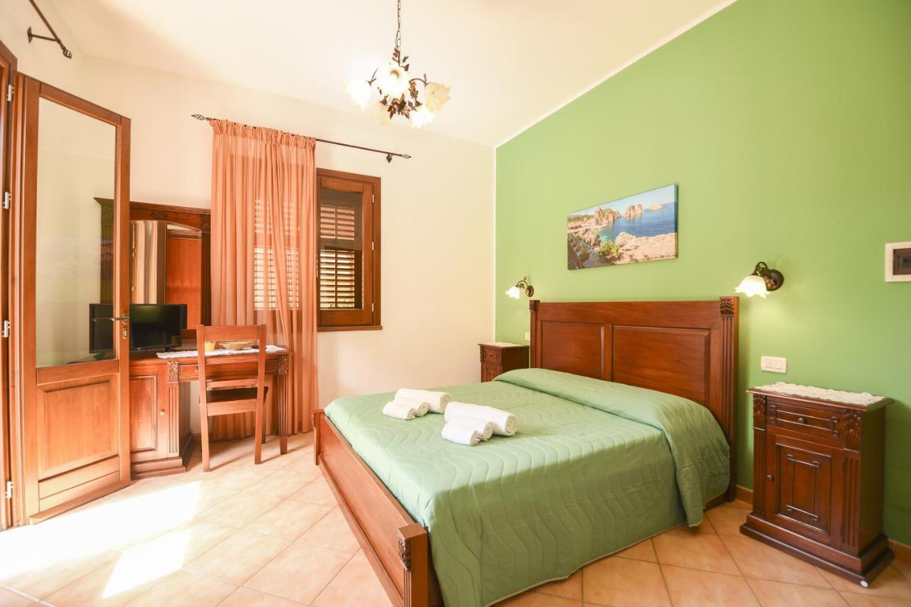 Bed and Breakfast Aurora Кастеллуццо Экстерьер фото