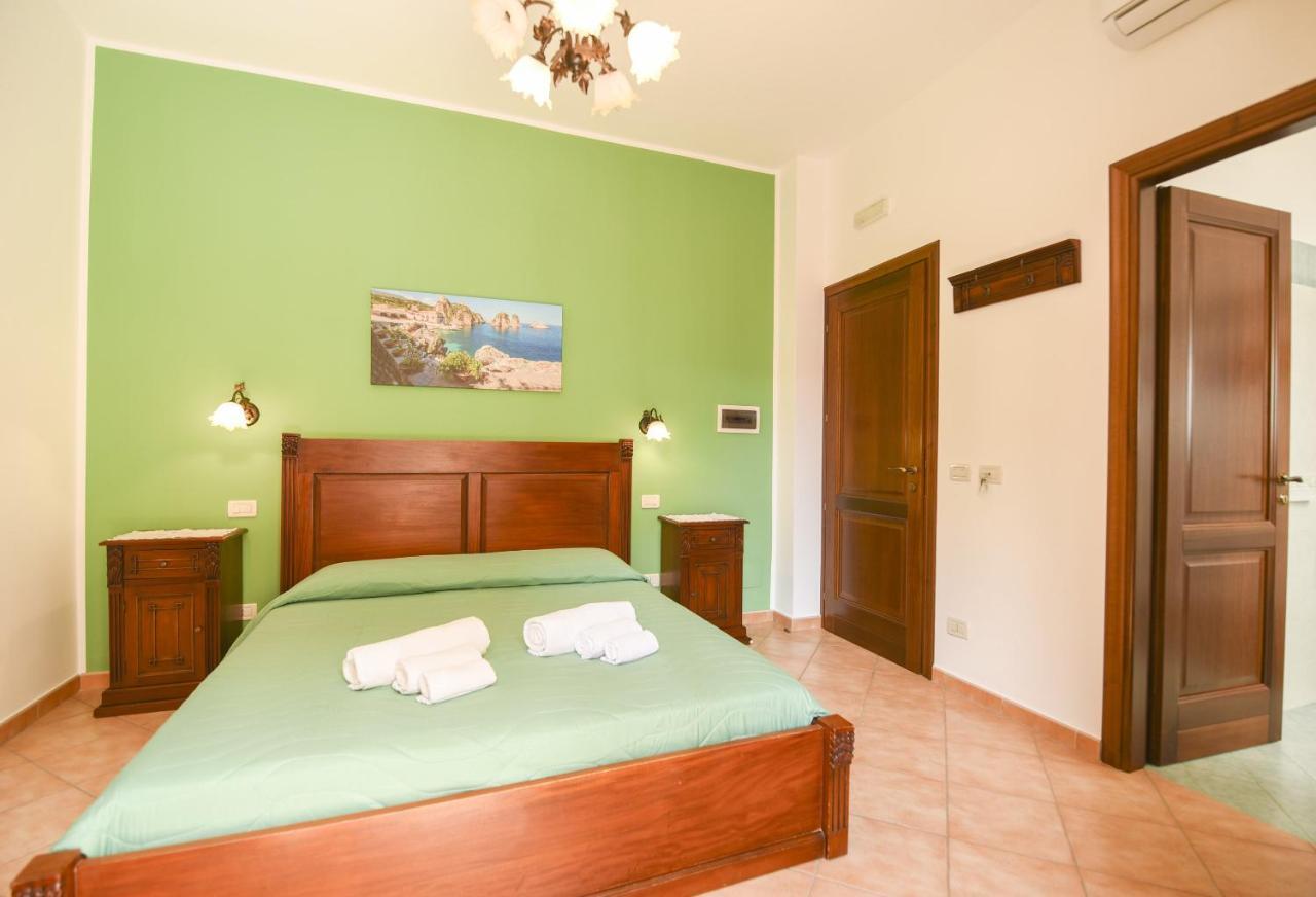 Bed and Breakfast Aurora Кастеллуццо Экстерьер фото